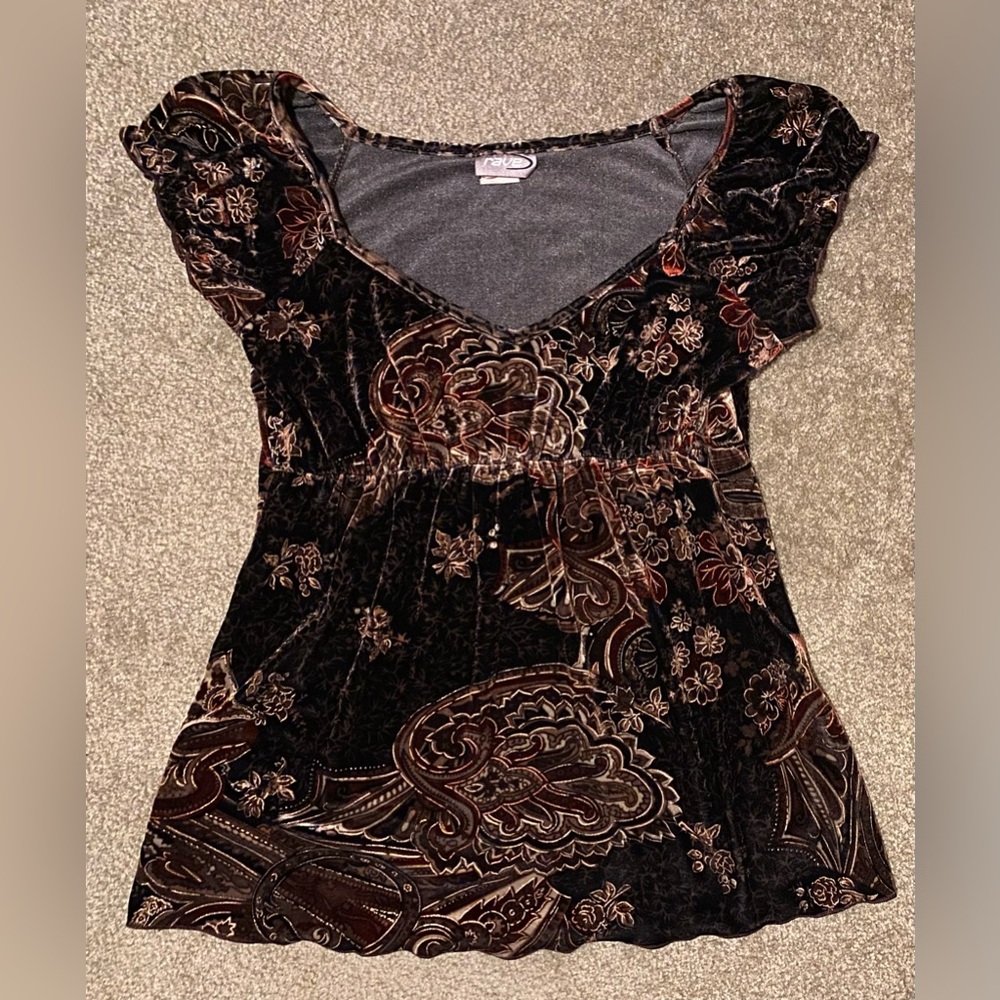 Cute y2k top size (s)
